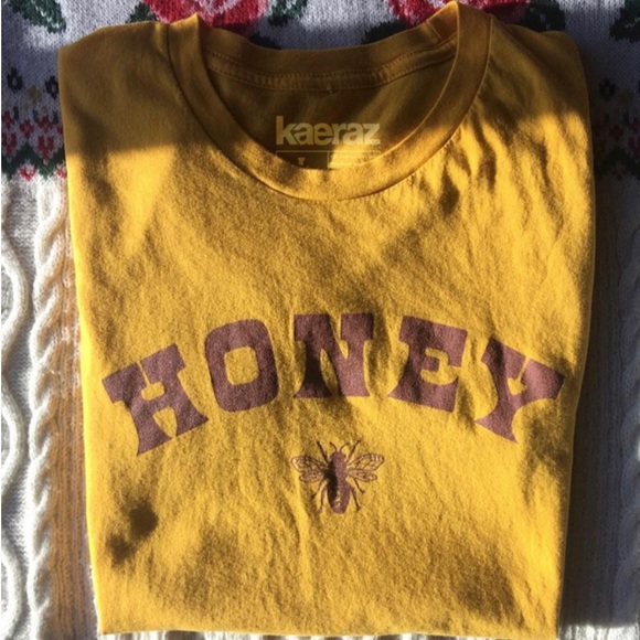Honey Bee Tee • Yellow - Picture 3 of 3